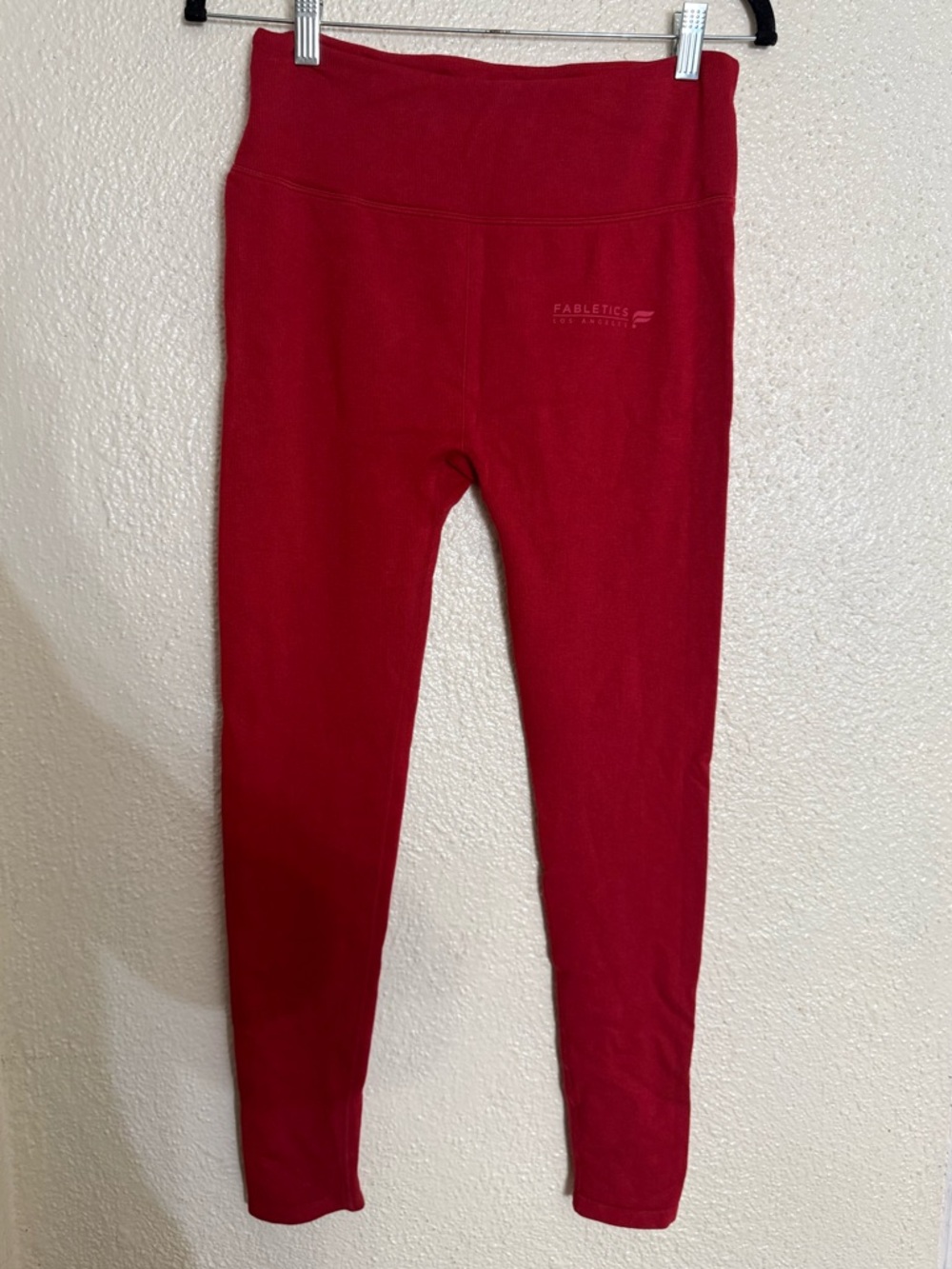 Fabletics Ribbed Cloud Seamless High-Waisted Leggings red color size Large NWT - Picture 5 of 8